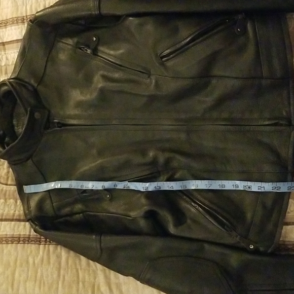 Women's leather motorcycle jacket - Picture 12 of 16